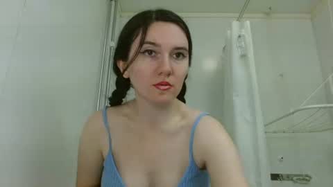Isabella online show from 06/15/26, 09:11