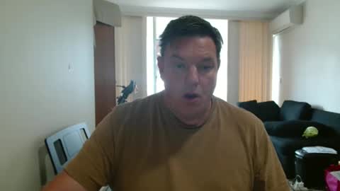 Snapshot of bigboybenny176 chatting on 04/04/26, 10:29 bigboybenny176 online show from 04/04/26, 10:29