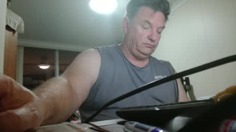 Snapshot of bigboybenny176 chatting on 04/07/26, 01:44 bigboybenny176 online show from 04/07/26, 01:44