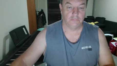 Snapshot of bigboybenny176 chatting on 04/09/26, 02:33 bigboybenny176 online show from 04/09/26, 02:33