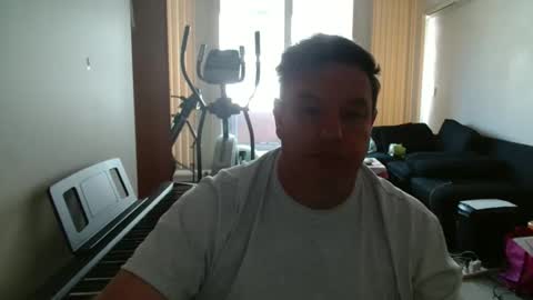 Snapshot of bigboybenny176 chatting on 04/11/26, 11:31 bigboybenny176 online show from 04/11/26, 11:31