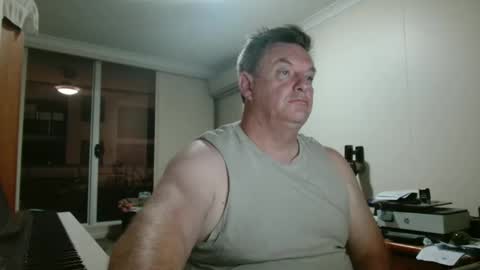 Snapshot of bigboybenny176 chatting on 04/12/26, 01:38 bigboybenny176 online show from 04/12/26, 01:38