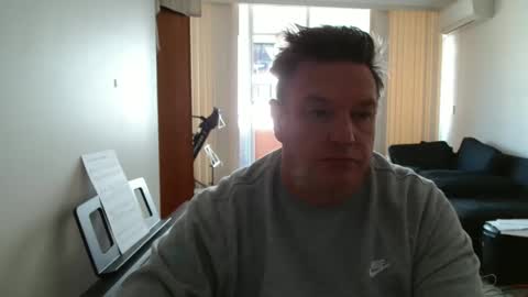 Snapshot of bigboybenny176 chatting on 04/19/26, 12:11 bigboybenny176 online show from 04/19/26, 12:11