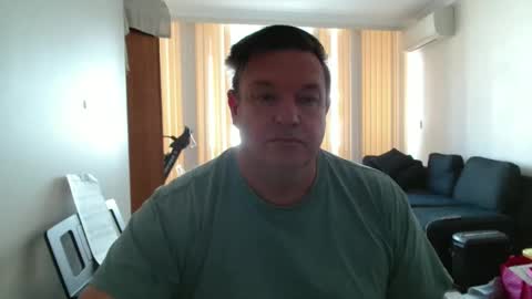 Snapshot of bigboybenny176 chatting on 04/29/26, 01:10 bigboybenny176 online show from 04/29/26, 01:10