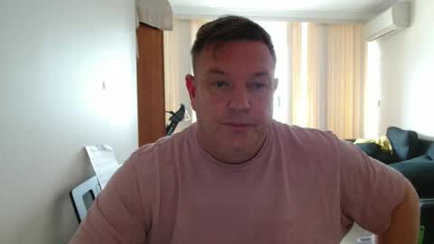 Snapshot of bigboybenny176 chatting on 05/02/26, 01:43 bigboybenny176 online show from 05/02/26, 01:43