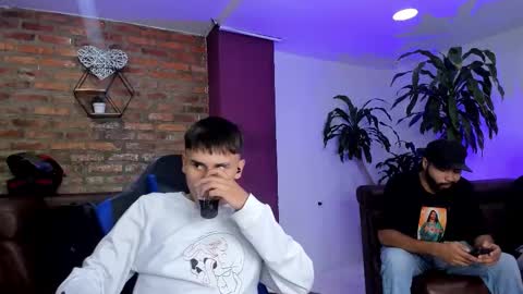 MOD ramon My team is mickey and roman online show from 12/15/25, 01:26