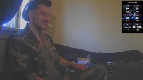 Jon - Im Straight online show from 10/29/25, 09:05