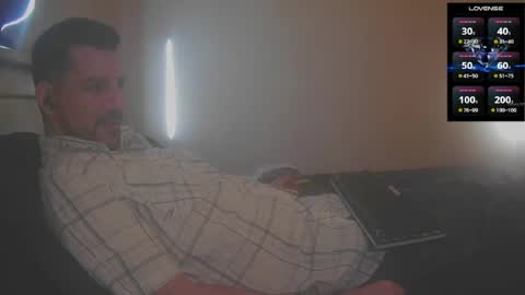 Snapshot of bigcawwwk chatting on 04/23/26, 12:40 Jon - Im Straight online show from 04/23/26, 12:40