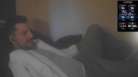 Snapshot of bigcawwwk chatting on 04/30/26, 10:25 Jon - Im Straight online show from 04/30/26, 10:25