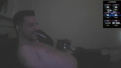 Snapshot of bigcawwwk chatting on 05/13/26, 01:25 Jon - Im Straight online show from 05/13/26, 01:25