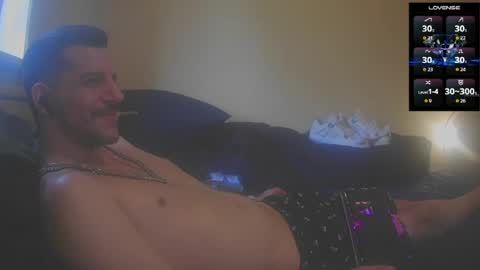 Snapshot of bigcawwwk chatting on 07/28/26, 04:39 Jon - Im Straight online show from 07/28/26, 04:39