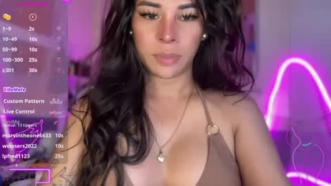 Snapshot of bigcockamanda23 chatting on 10/06/25, 06:55 queen amanda online show from 10/06/25, 06:55