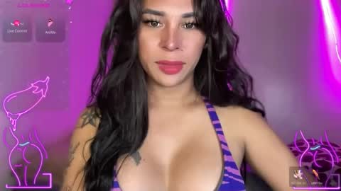 queen amanda online show from 12/04/25, 04:11