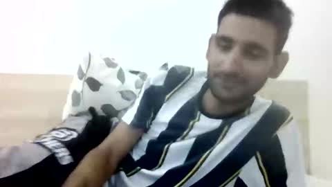 akash online show from 09/12/25, 08:31