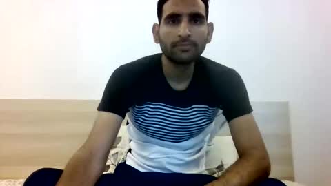 akash online show from 10/18/25, 07:53