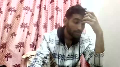 akash online show from 11/22/25, 09:19