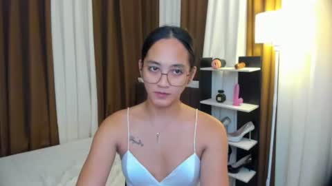 SUCK ME TILL I EXPLODE online show from 11/18/25, 04:39