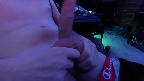 Snapshot of bigcockness12 chatting on 12/10/24, 07:05 v1rg1ncock online show from 12/10/24, 07:05