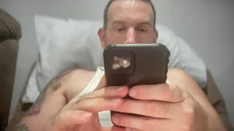 bigcocksuckingslut online show from 12/31/24, 01:47