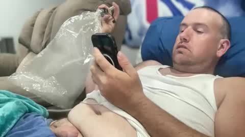 bigcocksuckingslut online show from 10/26/25, 05:08