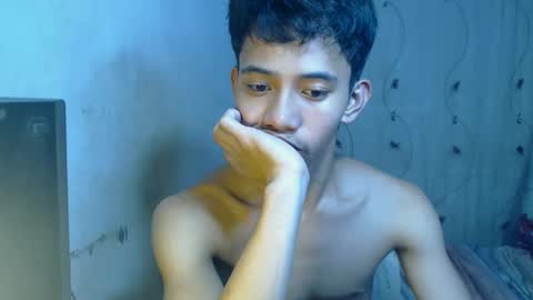 bigcockyummysex online show from 11/21/25, 04:00