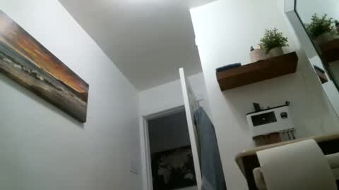 Snapshot of bigcumcanada chatting on 01/01/25, 01:37 bg online show from 01/01/25, 01:37