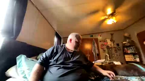 Snapshot of bigcummer4u803 chatting on 09/27/25, 07:30 Tiny online show from 09/27/25, 07:30