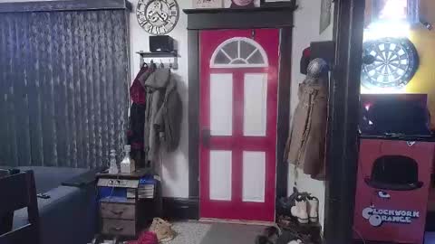 Snapshot of bigdbrillion chatting on 02/17/25, 01:15 Darryl online show from 02/17/25, 01:15