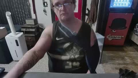 Snapshot of bigdbrillion chatting on 01/09/26, 01:52 Darryl online show from 01/09/26, 01:52