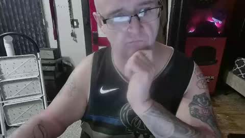 Snapshot of bigdbrillion chatting on 02/06/26, 01:32 Darryl online show from 02/06/26, 01:32