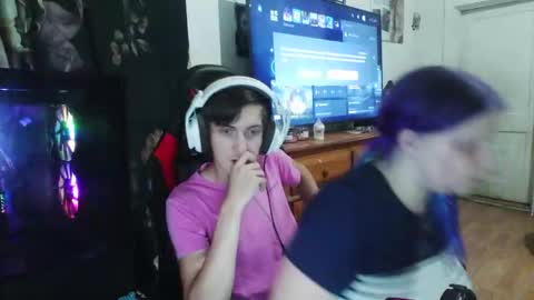 Snapshot of bigdick10456631652 chatting on 10/19/25, 08:15 bigdick10456631652 online show from 10/19/25, 08:15