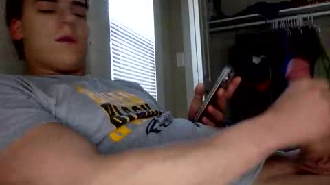 Snapshot of bigdick2919350474 chatting on 04/04/26, 12:35 bigdick2919350474 online show from 04/04/26, 12:35