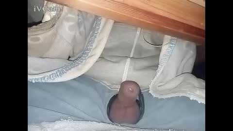 Snapshot of bigdick666cm chatting on 02/04/25, 03:22 Big online show from 02/04/25, 03:22