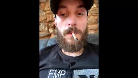 Snapshot of bigdick686268 chatting on 10/18/25, 02:51 Pac Man Sex online show from 10/18/25, 02:51