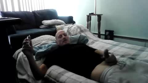 Snapshot of bigdickdaddy7201979564868 chatting on 02/07/26, 04:43 bigdickdaddy7201979564868 online show from 02/07/26, 04:43