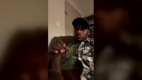Snapshot of bigdickdaddy9090118099 chatting on 05/13/26, 04:54 bigdickdaddy9090118099 online show from 05/13/26, 04:54