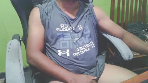 Snapshot of bigdickguyaux chatting on 03/05/26, 04:58 bigdickguyaux online show from 03/05/26, 04:58