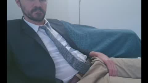Snapshot of bigdicklikeanalsex chatting on 04/05/26, 01:19 bigcocky online show from 04/05/26, 01:19