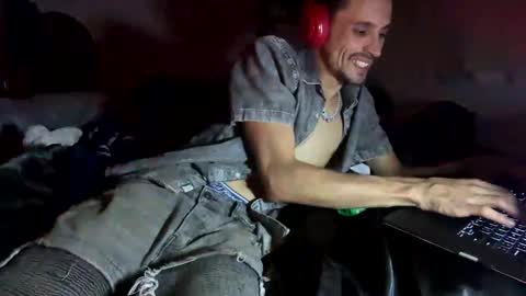 Snapshot of bigdickpapishampoo chatting on 02/03/26, 06:22 bigdickpapishampoo online show from 02/03/26, 06:22