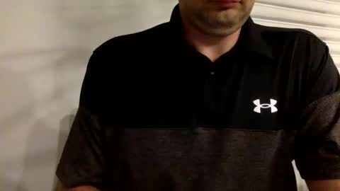 Snapshot of bigdickshowoff9877 chatting on 10/30/25, 06:37 Bigdickshowoff9877 online show from 10/30/25, 06:37