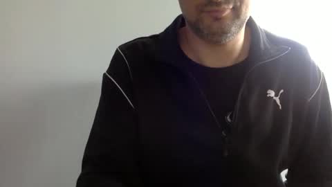 Snapshot of bigdickshowoff9877 chatting on 11/21/25, 06:28 Bigdickshowoff9877 online show from 11/21/25, 06:28