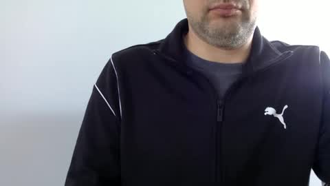 Snapshot of bigdickshowoff9877 chatting on 03/16/26, 06:45 Bigdickshowoff9877 online show from 03/16/26, 06:45