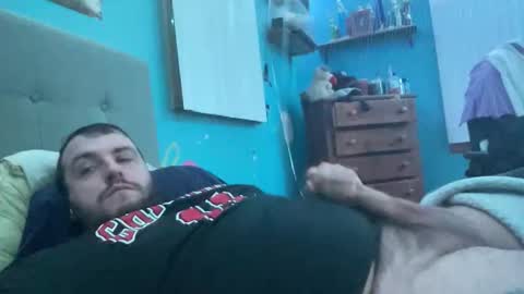 Snapshot of bigdickvin69 chatting on 10/21/25, 03:40 bigdickvin69 online show from 10/21/25, 03:40