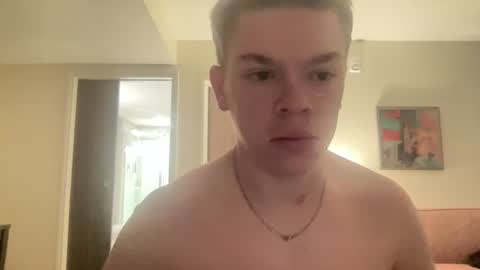 Snapshot of bigdikstud01 chatting on 03/08/25, 03:39 ty online show from 03/08/25, 03:39