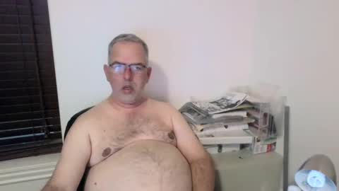 Snapshot of bigdylan17 chatting on 02/13/25, 05:16 Dylan 56 Taleah 53 online show from 02/13/25, 05:16