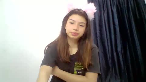 Snapshot of bigfinger125 chatting on 02/28/25, 08:53 Lucy and Fred online show from 02/28/25, 08:53