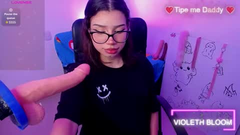 Snapshot of bigfinger125 chatting on 03/04/26, 09:15 Lucy and Fred online show from 03/04/26, 09:15