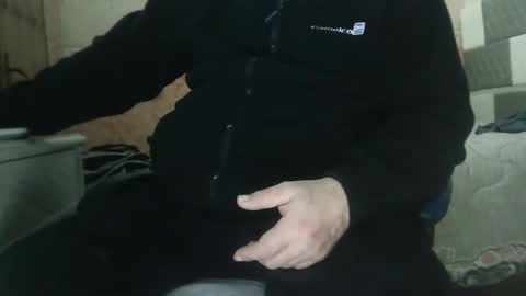 bigfish22222 online show from 12/13/25, 07:53