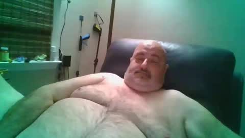 Snapshot of bigfuzzyteddybear chatting on 09/12/25, 03:17 bigfuzzyteddybear online show from 09/12/25, 03:17