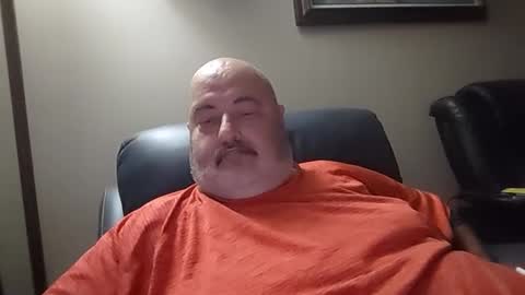 Snapshot of bigfuzzyteddybear chatting on 10/18/25, 04:26 bigfuzzyteddybear online show from 10/18/25, 04:26